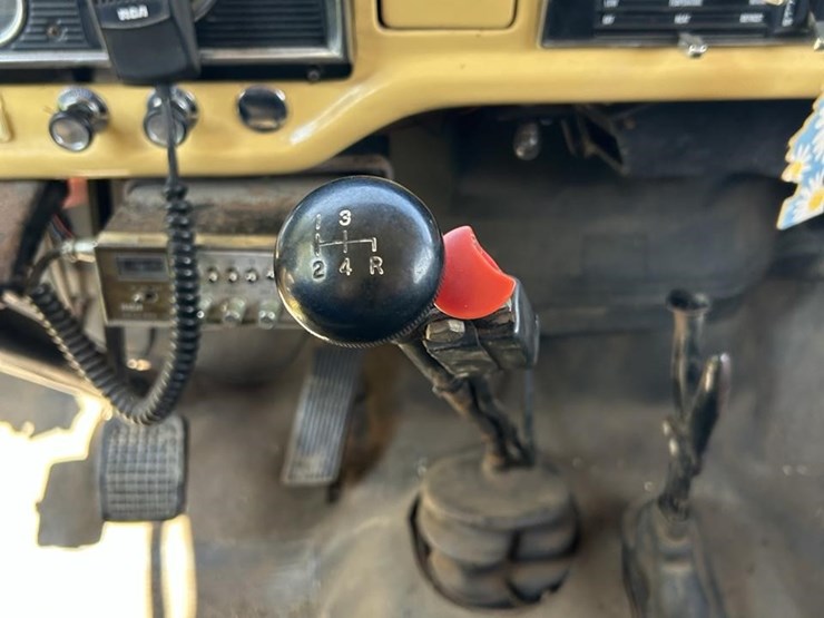 1977-ford-f600-image-16