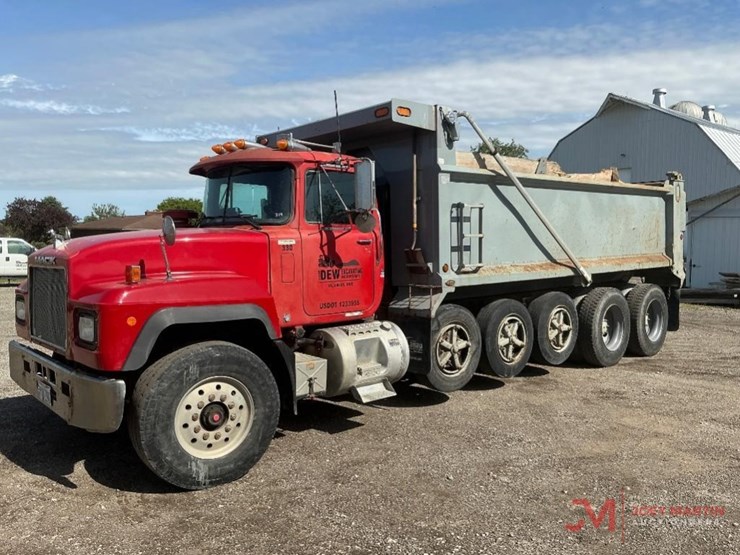 1998-mack-rd688s-image-2