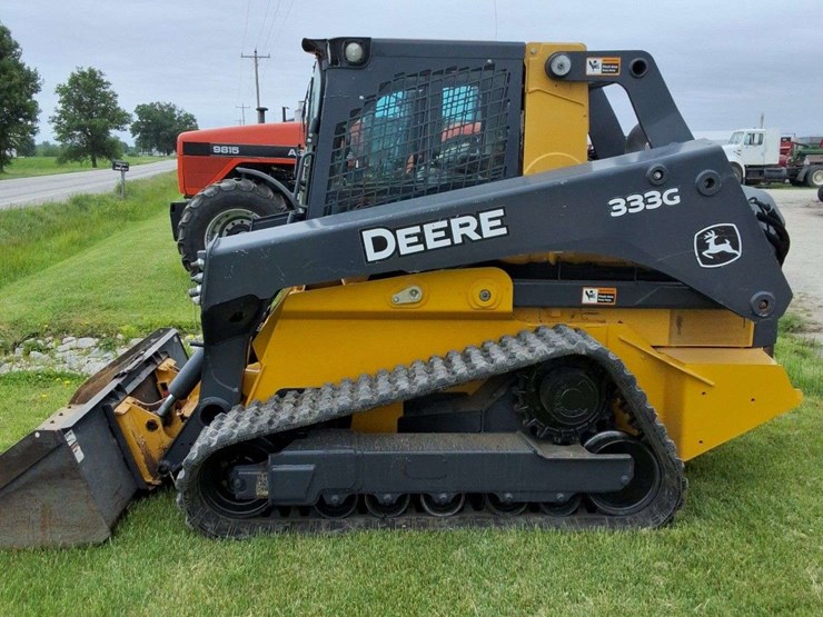 2017-deere-333g-image-8