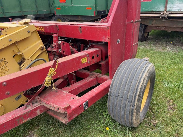 new-holland-892-image-4