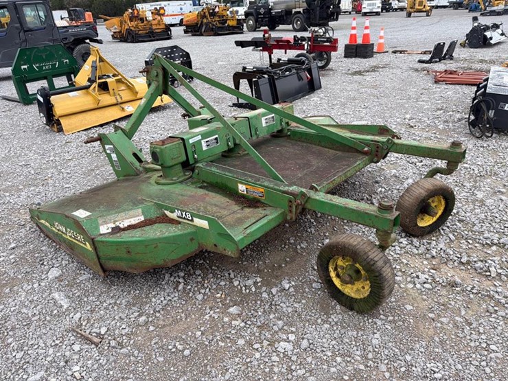 john-deere-mx8-image-1