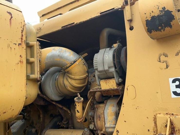 caterpillar-621-image-12