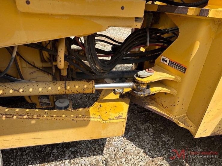 1996-deere-544g-image-18
