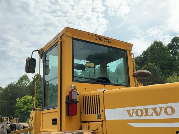 1998-volvo-l90c-image-48