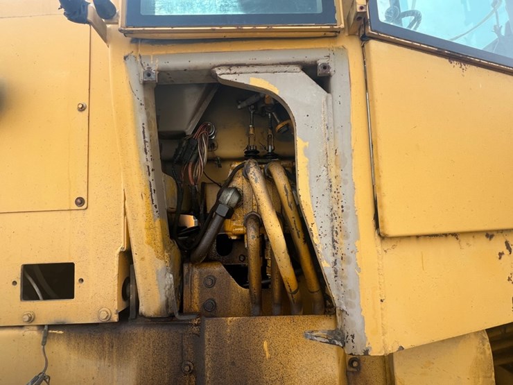 1992-john-deere-644-image-32