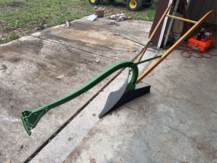 john-deere-left-hand-plow-image-7