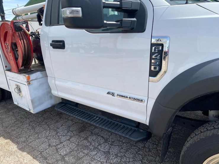 2019-ford-f-450-service-truck-image-12