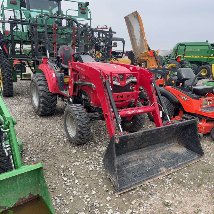 MAHINDRA 1635