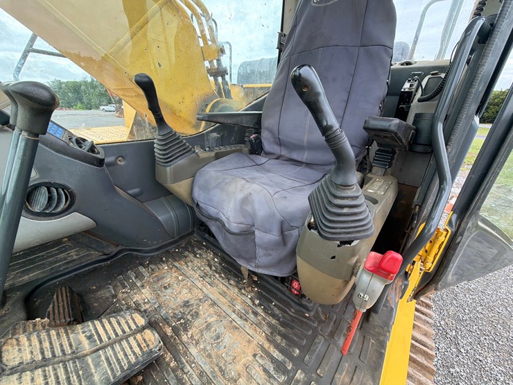 komatsu-pc360-lc-10-image-53