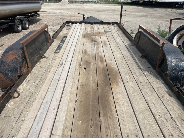 #6003-•-2006-may-tandem-axle-equipment-trailer-(has-wi-title)-image-21
