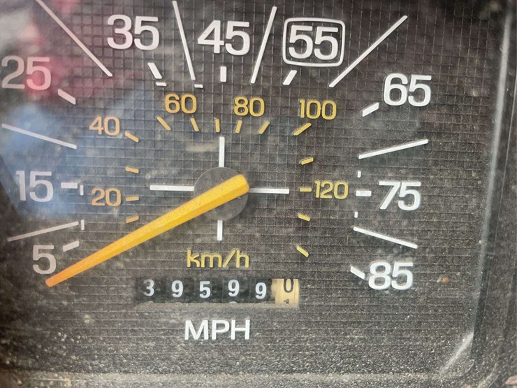 1982-ford-f700-image-4