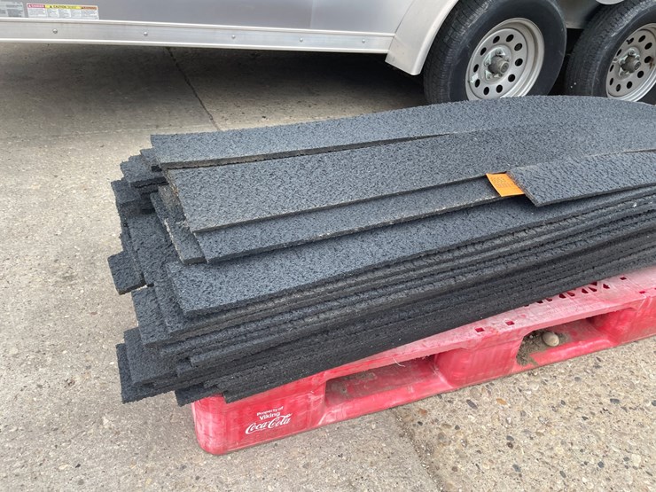 #6053-•-pallet-of-concrete-felt-image-2