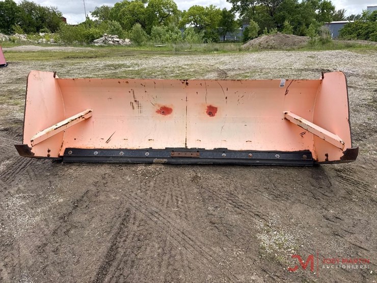 buyers-10'-snow-plow-loader-attachment-image-5