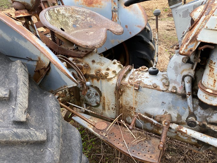 #3503-•-ferguson-wide-front-tractor-image-17
