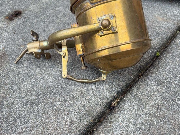 brass-headlamp-image-3