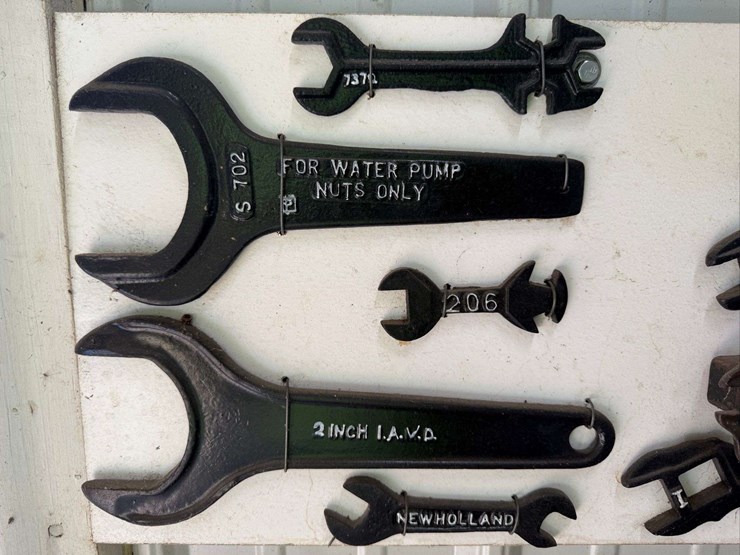 wrench-display-image-2