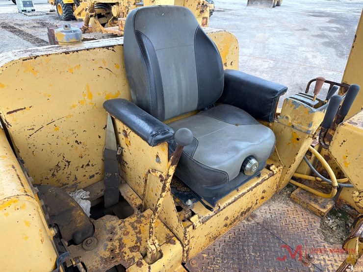 caterpillar-d7f-image-6