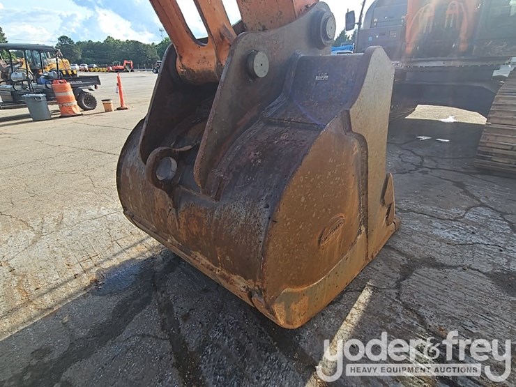 2018-hitachi-zx350-image-9