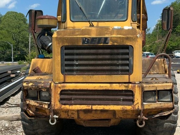 #131-•-bell-off-road-dump-truck-image-8