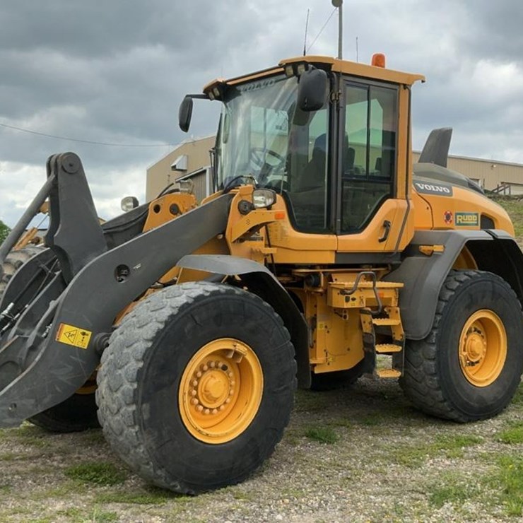 2016 VOLVO L90H