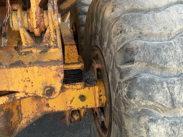 #131-•-bell-off-road-dump-truck-image-62