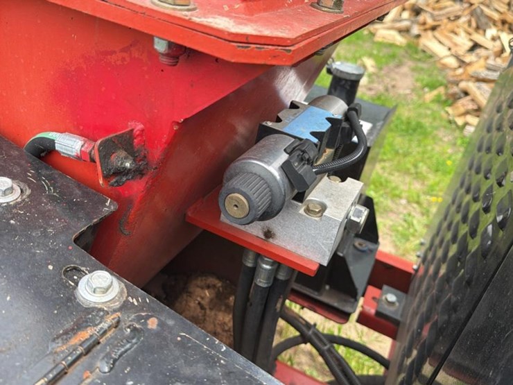 #181-•-2024-morbark-eeger-beaver-1215-towable-chipper-image-15