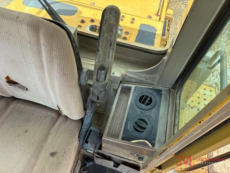 1996-deere-544g-image-22