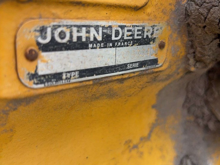 john-deere-engine-out-of-small-loader-image-6