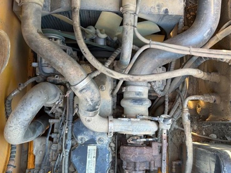 2014-terramac-rt9-image-28