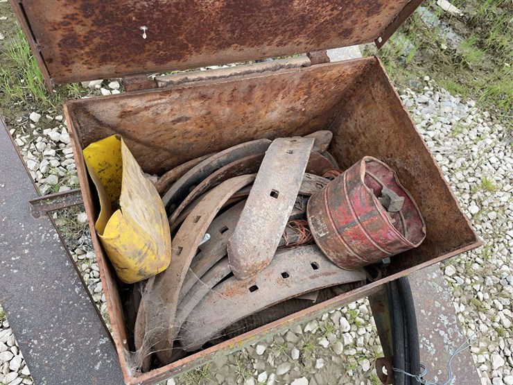 25-shank-chisel-plow-with-leveling-bar,-s-tine,-walking-tandems,-with-extra-shanks-image-5