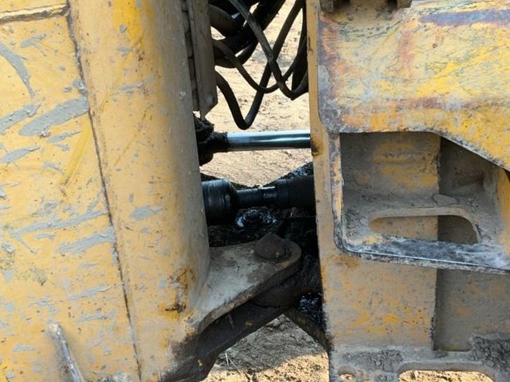 1990-john-deere-640d-image-51