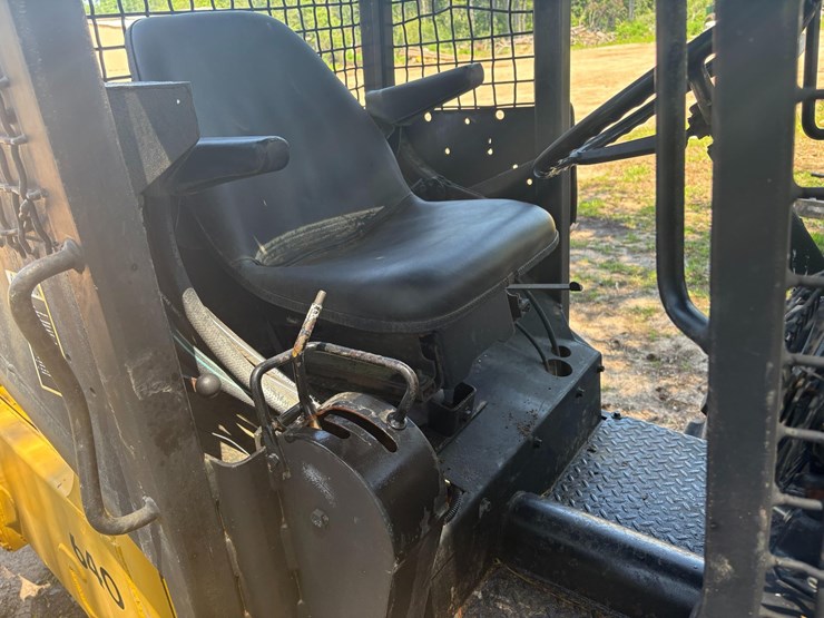 1983-john-deere-640-image-25