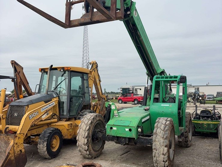 2014-jlg-6036-image-2
