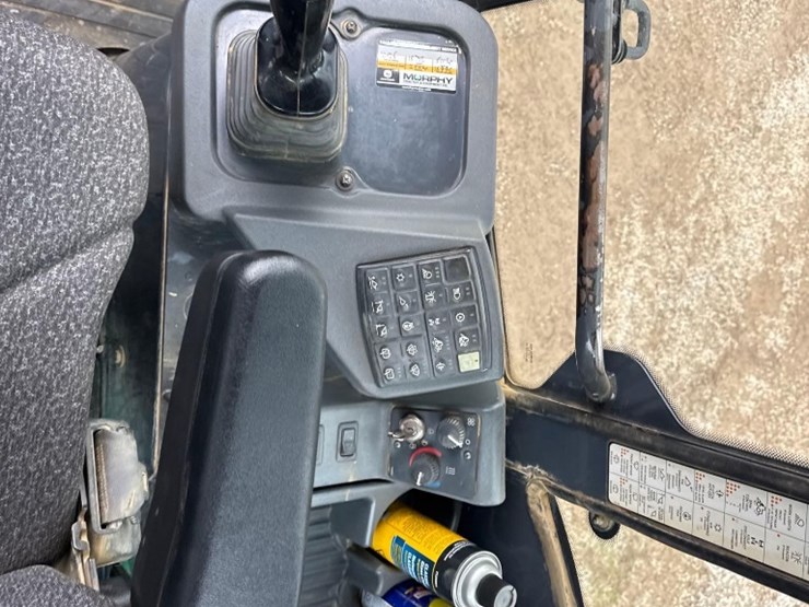 2004-deere-624j-image-29