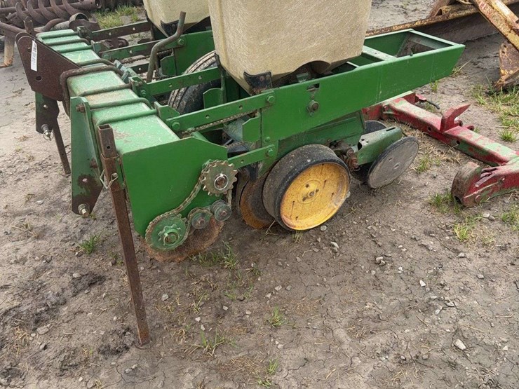 john-deere-2-image-2