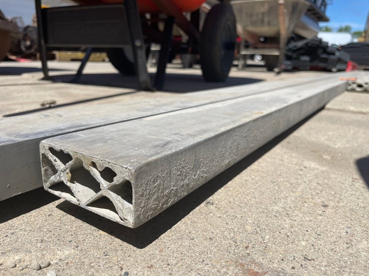 #6077-•-(3)-aluminum-strike-boards-image-4