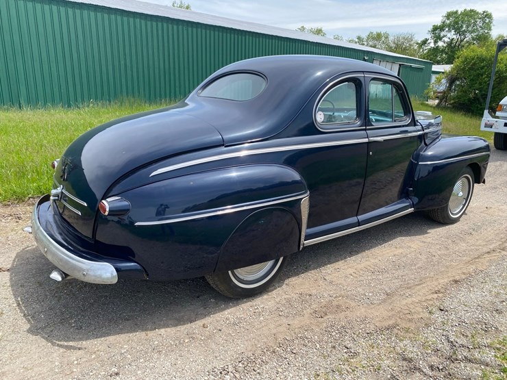 1946-ford-deluxe-business-coupe-image-3