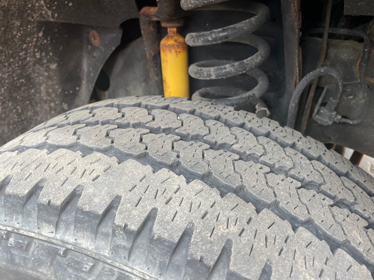 2015-ford-f250-xlt-image-15