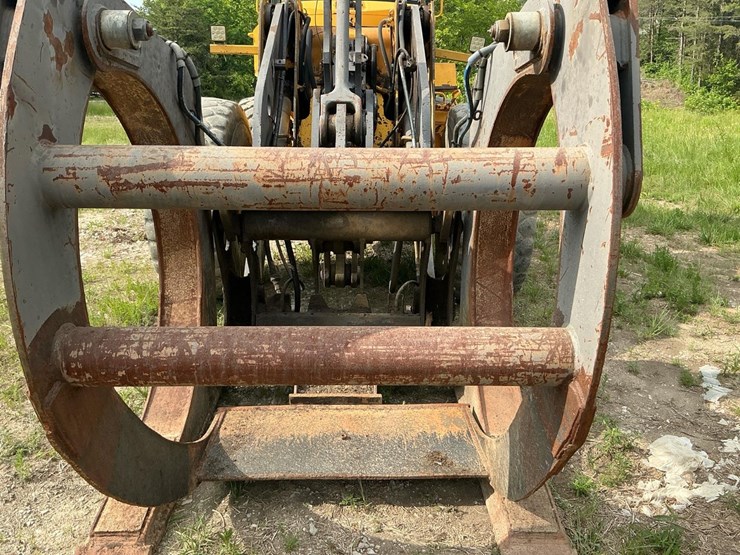 #119-•-volvo-log-grapple-forks-image-9