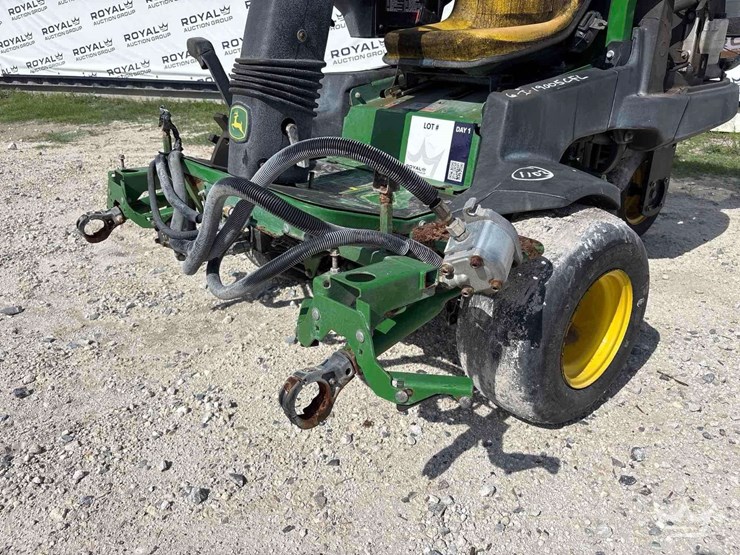 2018-john-deere-2500b-image-7