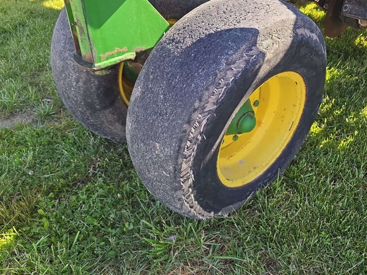 john-deere-750-image-15
