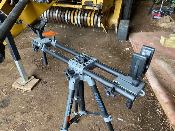 #3608-•-big-fieldpod-shooting-rest-image-4