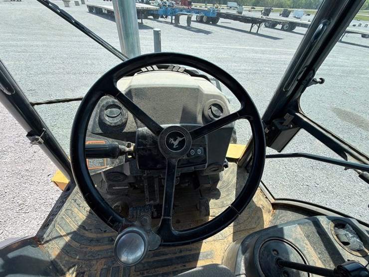 2014-deere-410k-image-9