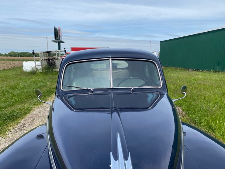 1946-ford-deluxe-business-coupe-image-8