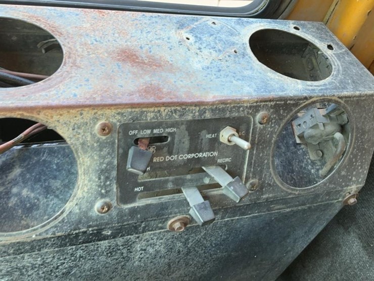 #131-•-bell-off-road-dump-truck-image-22