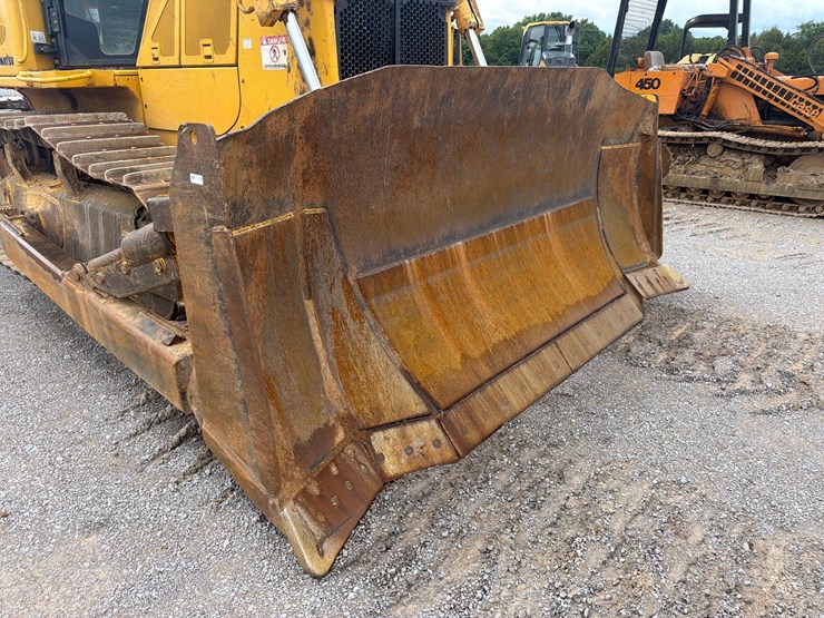 komatsu-d65exi-18-image-11