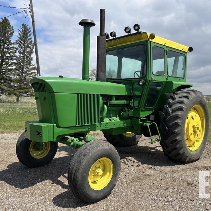 JOHN DEERE 4320
