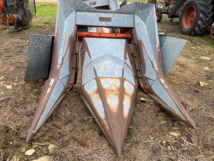 #3509-•-allis-chalmers-kl238-2-row-corn-head-image-2