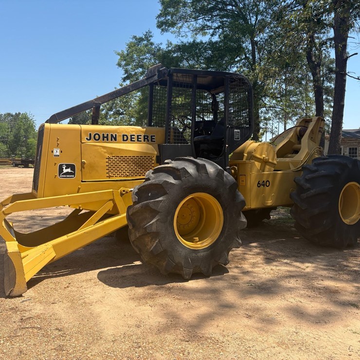 1983 JOHN DEERE 640