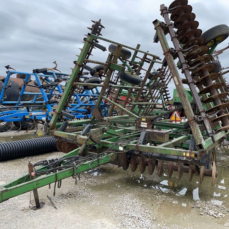 JOHN DEERE 724